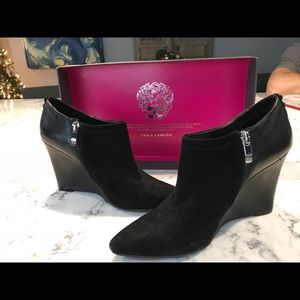 Vince Camuto Bootie